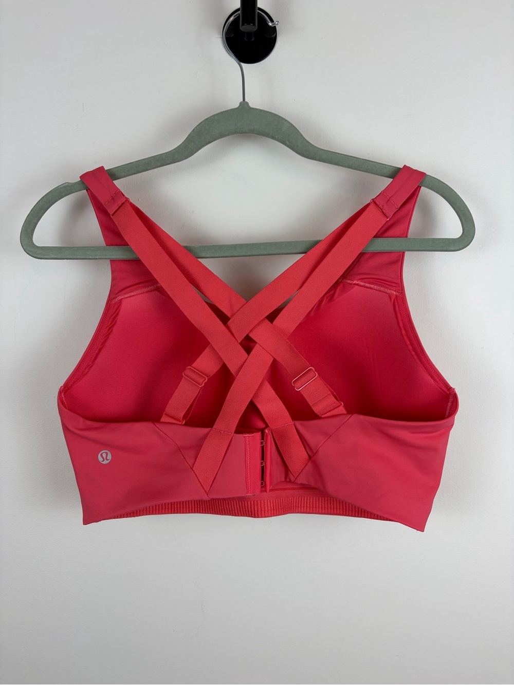 Lululemon Energy Bra High Support in Pale Raspberry